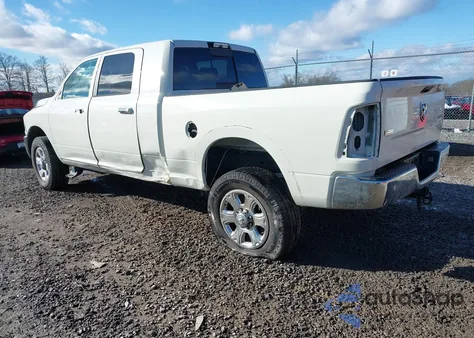 2018 Ram 2500 Laramie 4X4 6'4 Box из США, поврежденный, VIN 3C6UR5NLXJG308921